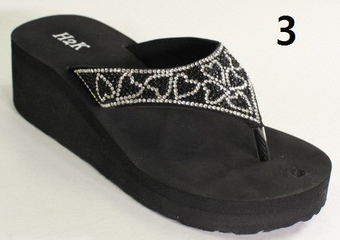 Wedge sandal with gorgeous glittering ornaments