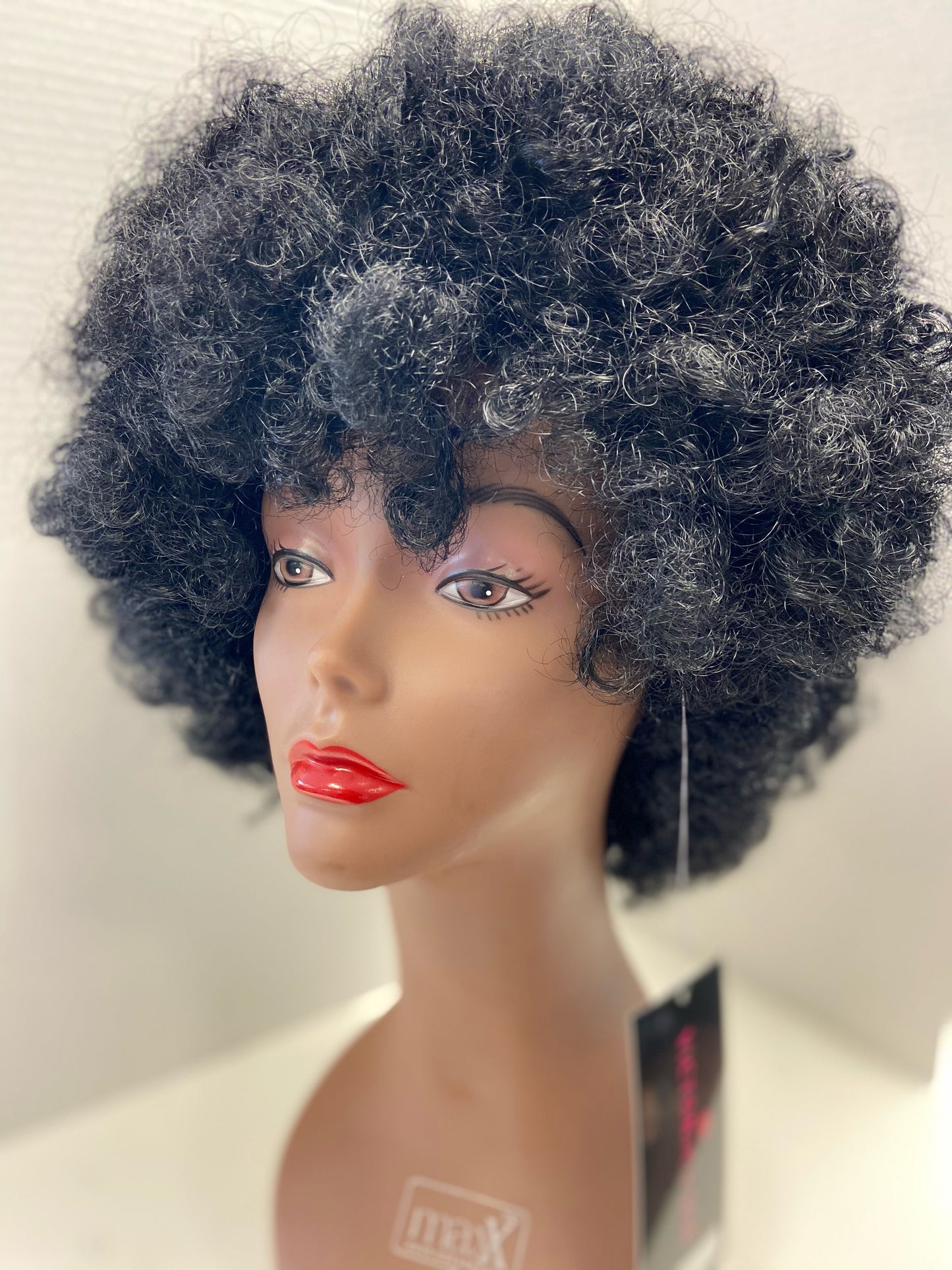 Afro Beauty Victoria Wig: Afro Wig